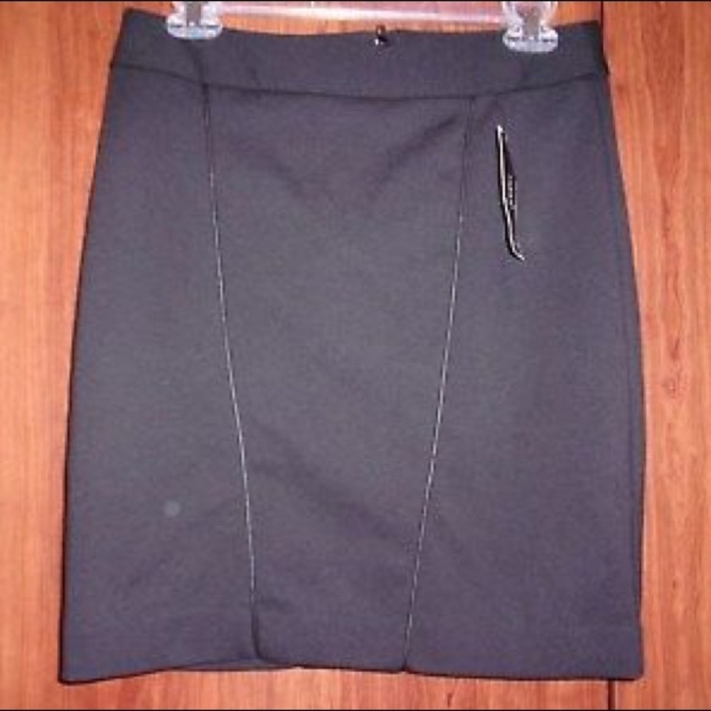 ALFANI, Women's Black Skirt, Size 6Petie, NWT